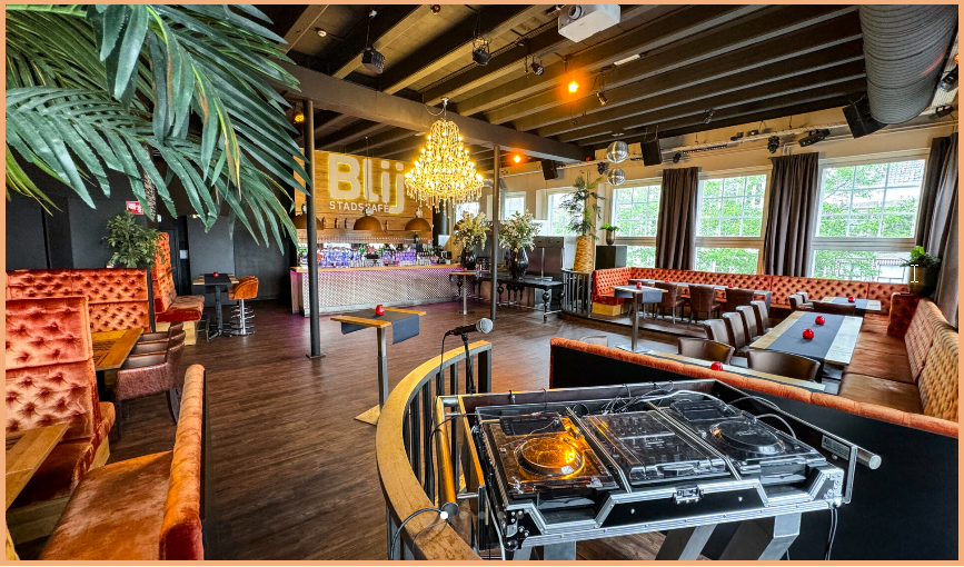 Interieur van Stadscafe Blij in Zwolle
